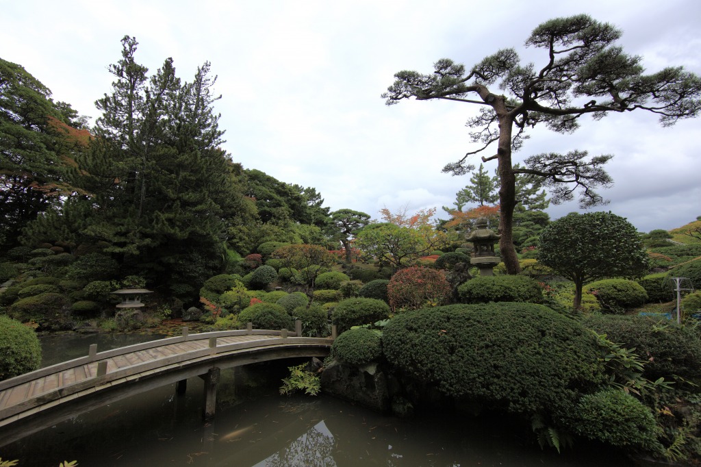 Japanese Traditional Style Garden jigsaw puzzle in Bridges puzzles on TheJigsawPuzzles.com